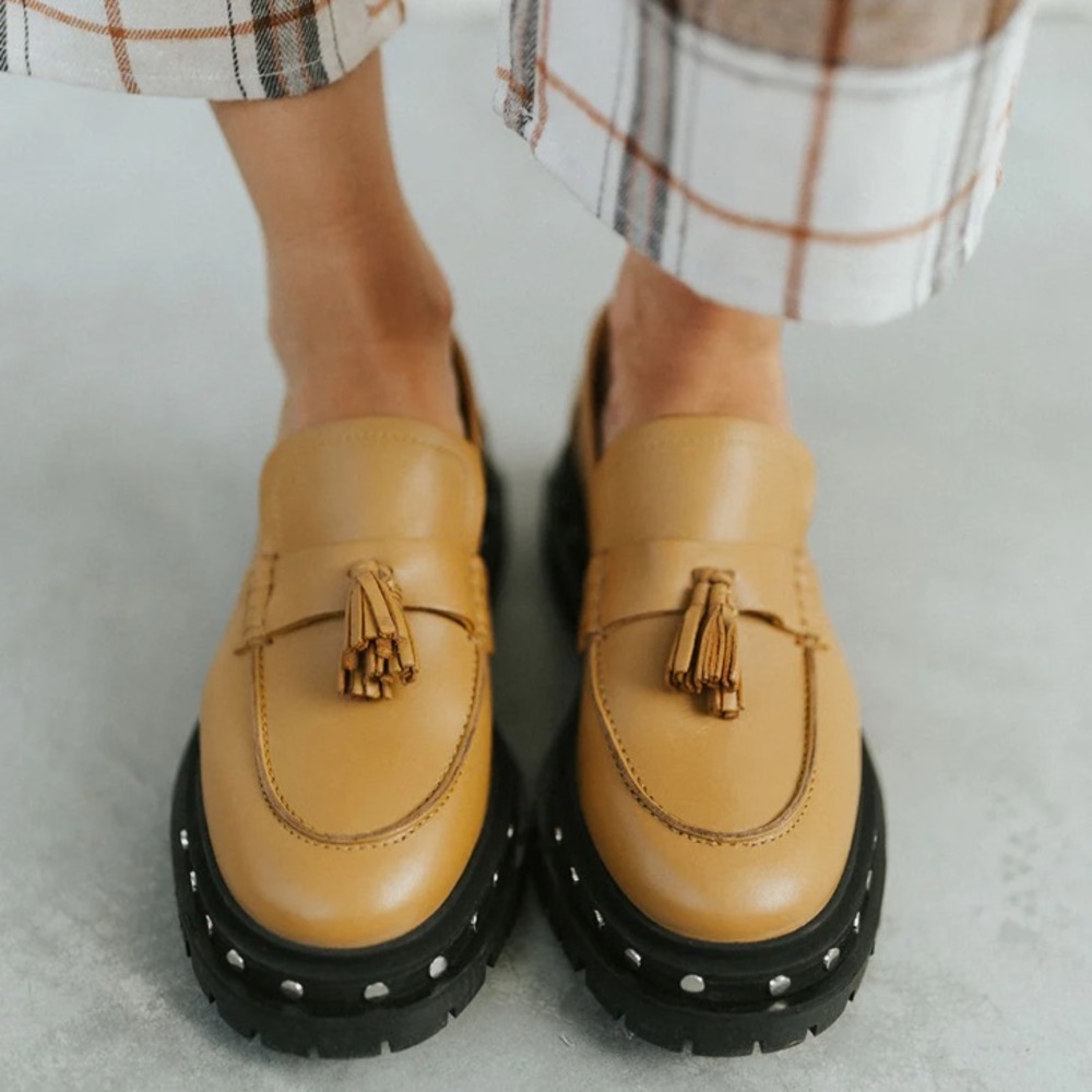 Free People Teagan Tassel Loafers 8.5 NWOB